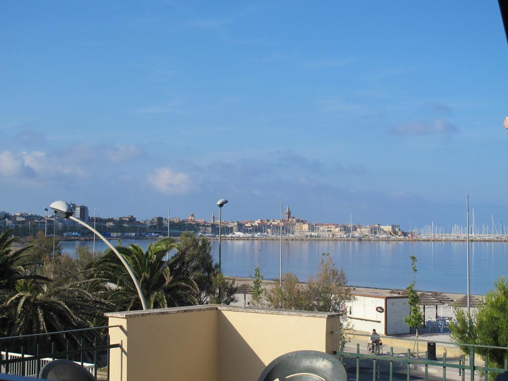 La Terrazza - Residenze Maricharme Apartment Alghero Exterior photo